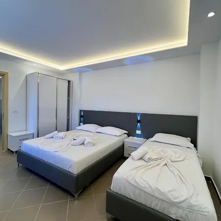 Summer Palace Golem (Tirana)