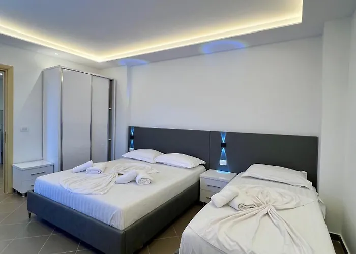 Summer Palace Golem (Tirana)