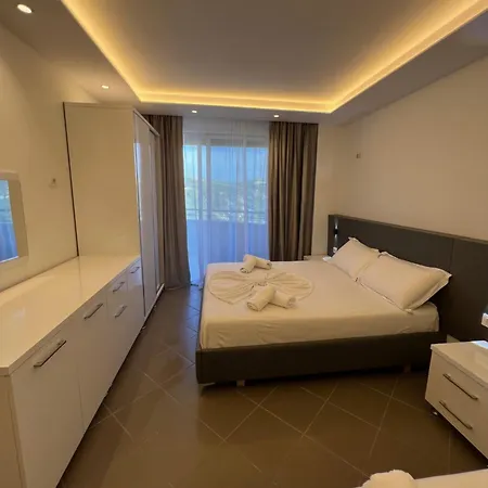 Summer Palace Golem (Tirana)